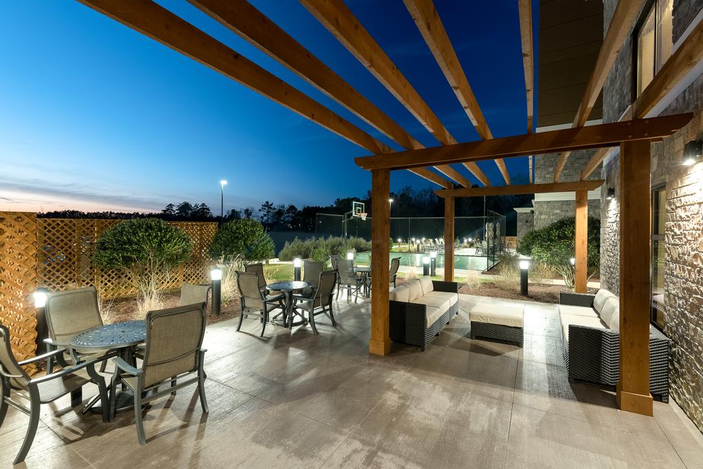 HOMEWOOD SUITES BY HILTON FAYETTEVILLE
