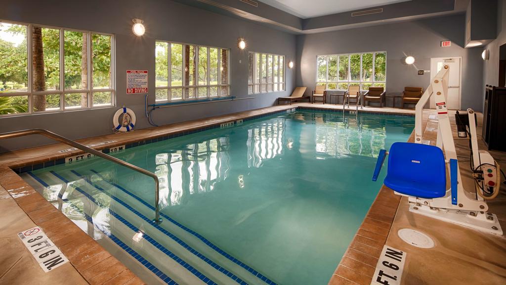 Best Western Plus Miami Airport North Hotel & Suites
