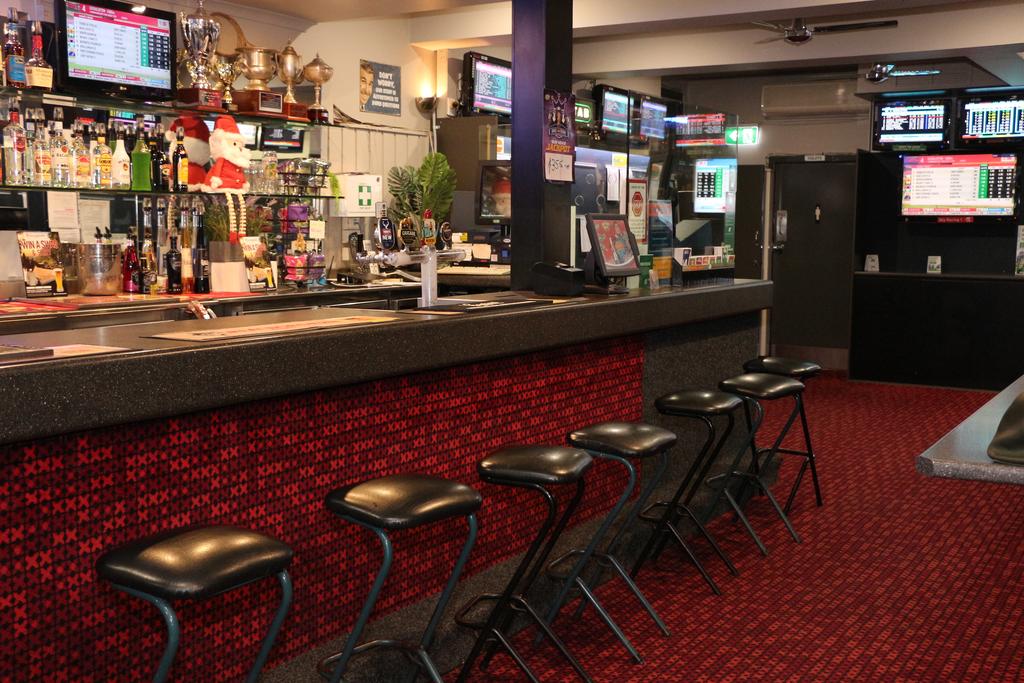 Bayview Hotel Batemans Bay