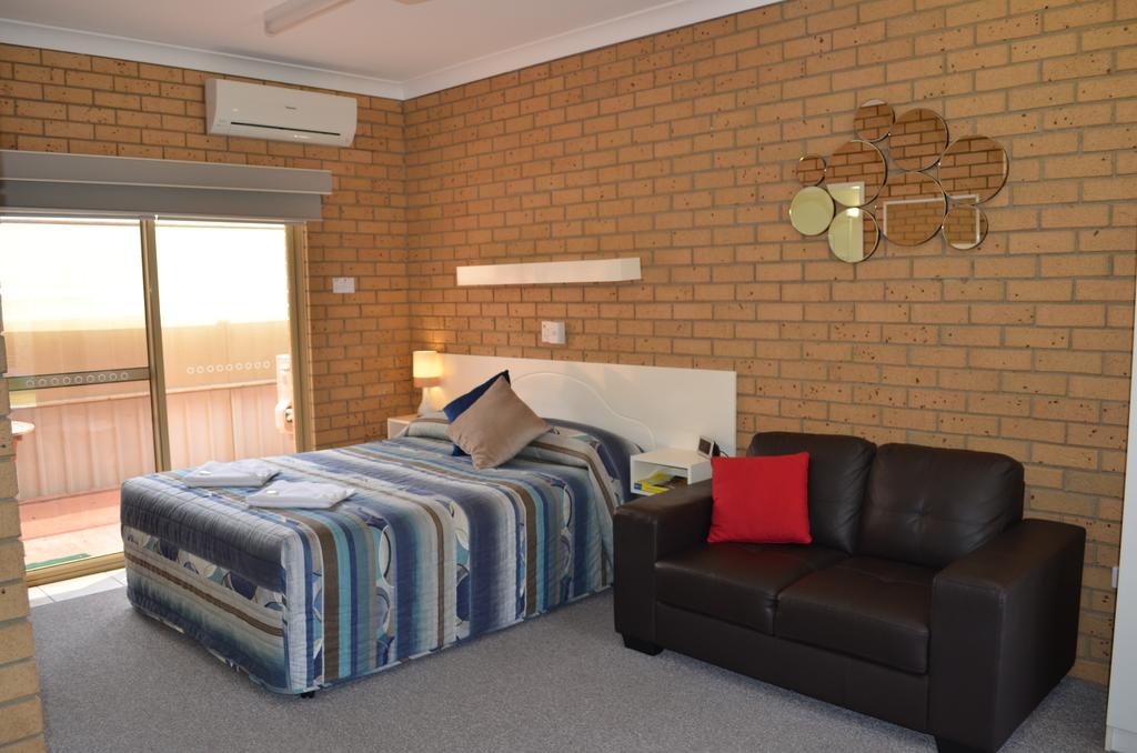 Yamba Motor Inn