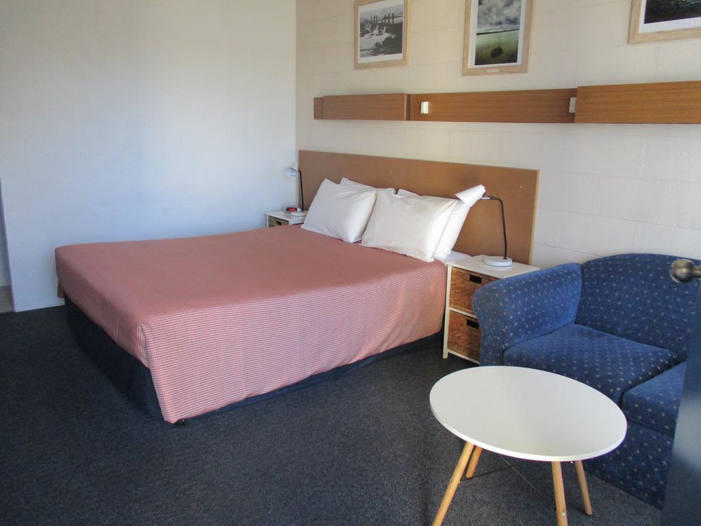 South Seas Motel