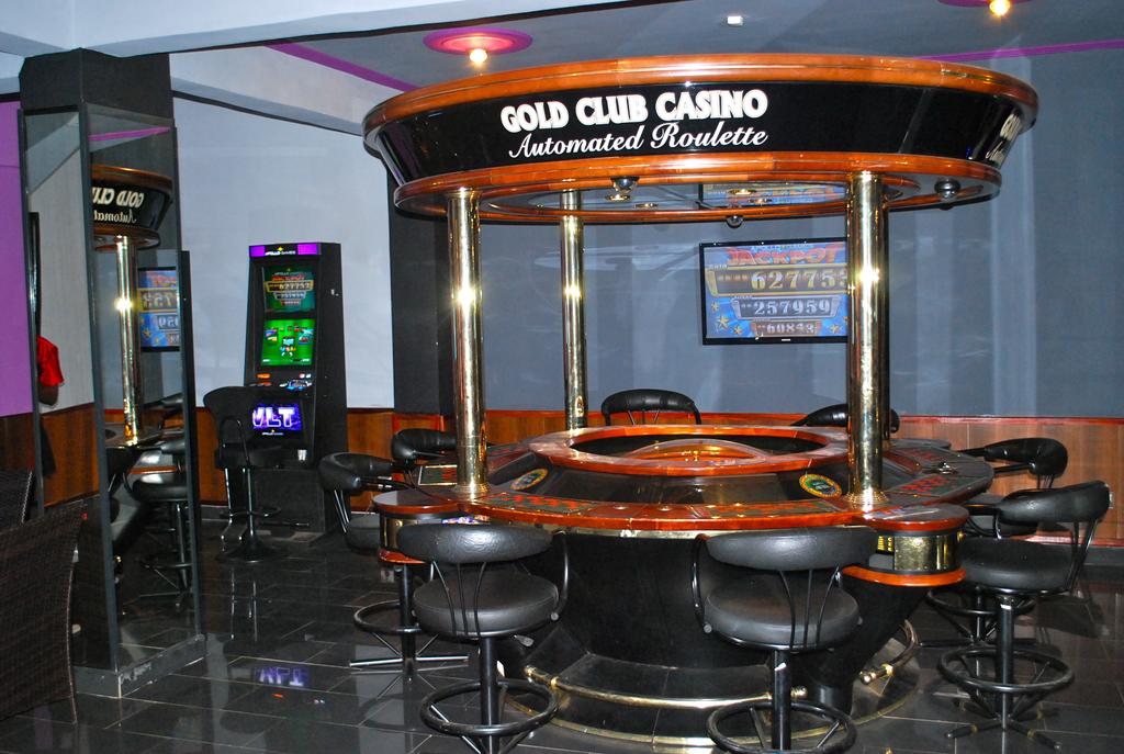 Yaahot Hotel