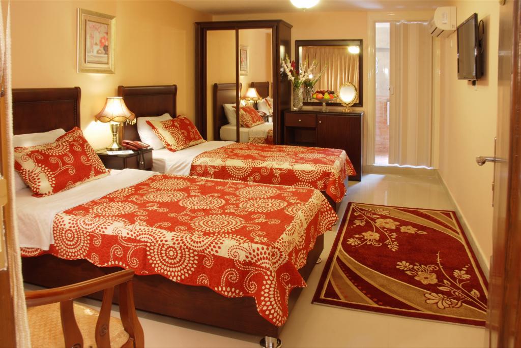 Jardaneh Hotel