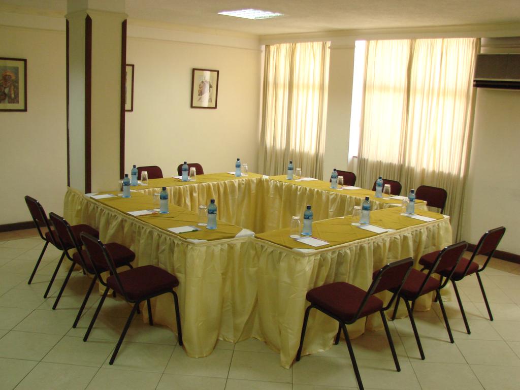 Royal Court Hotel