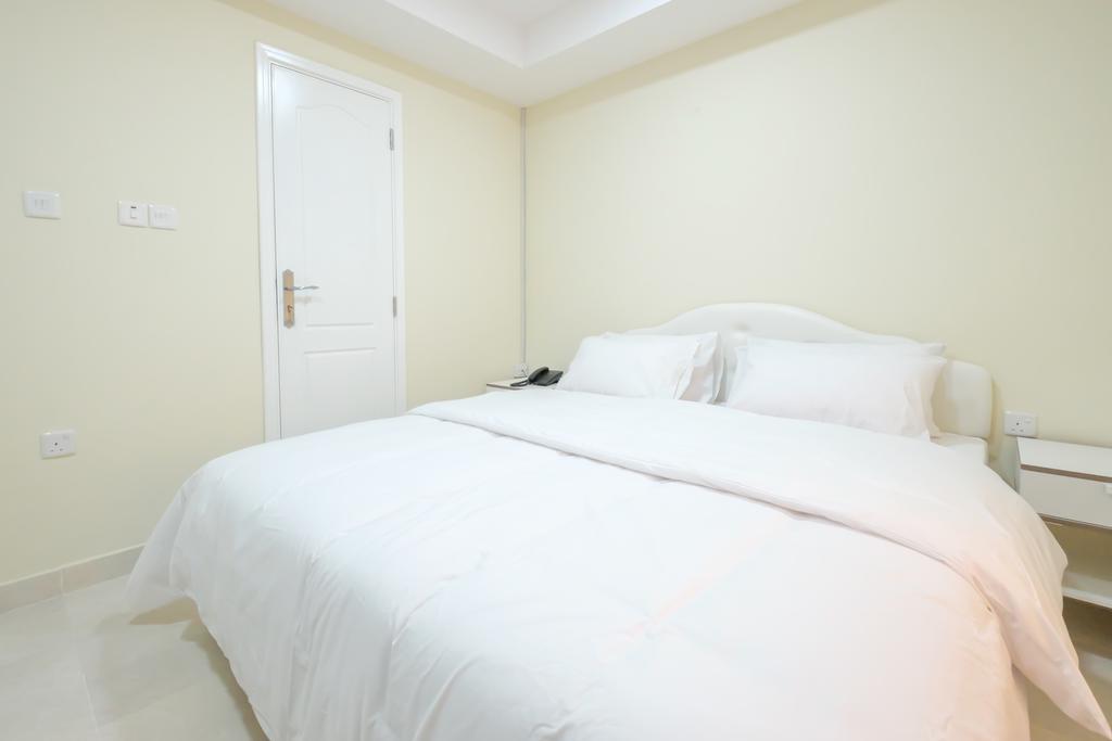 Al Jisr Hotel
