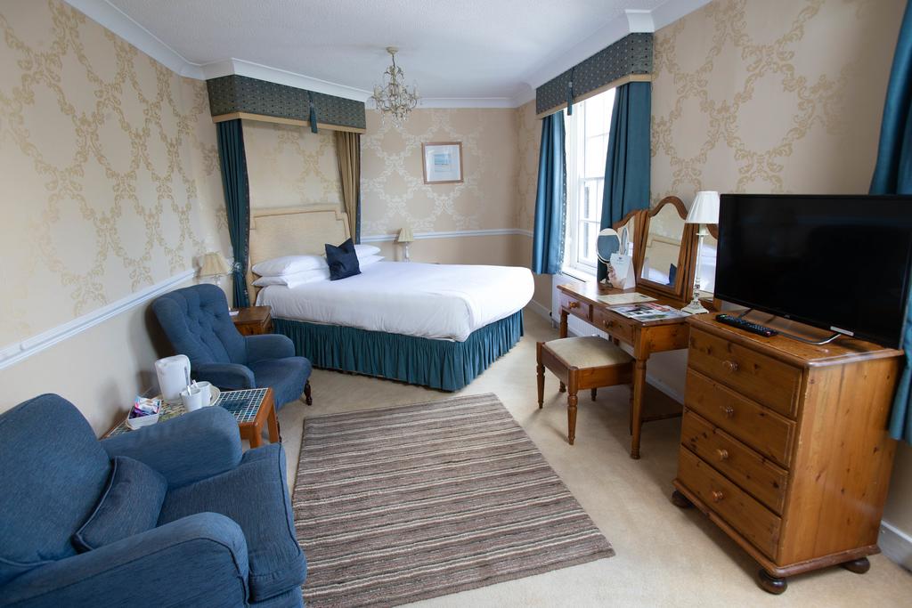 The Evesham Hotel