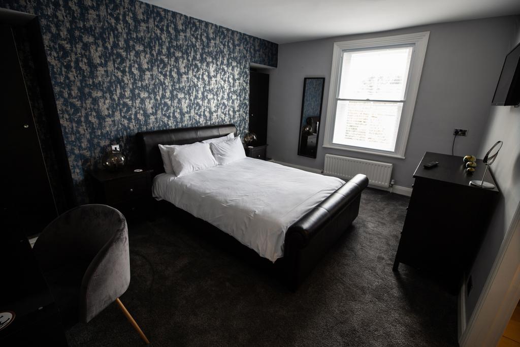 Hardwick Arms Hotel