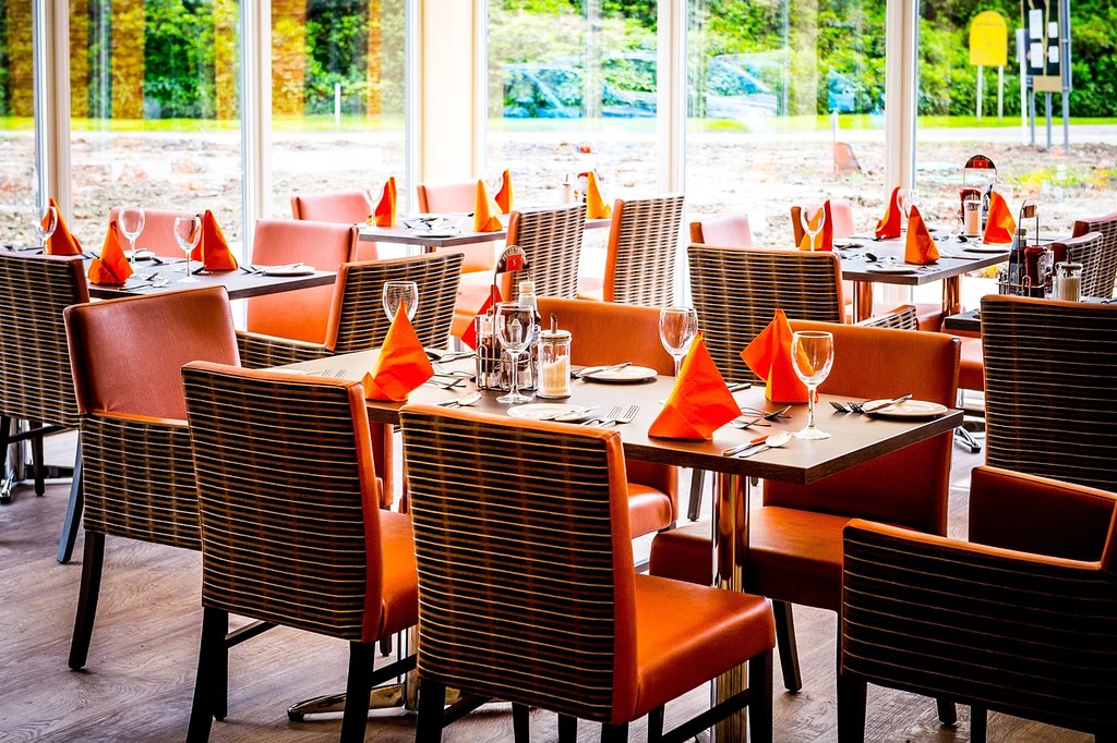 The Lodge At Perth Racecourse