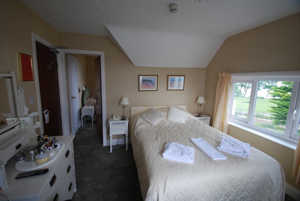 Headlands Hotel