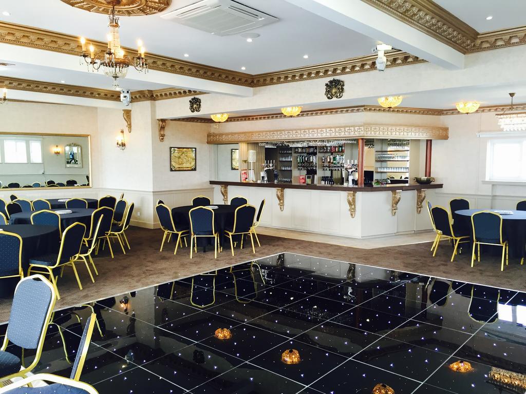 Parkstone Hotel