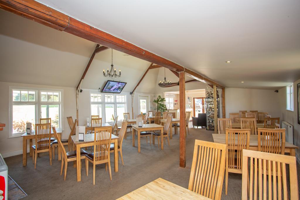 The Links Country Park Hotel