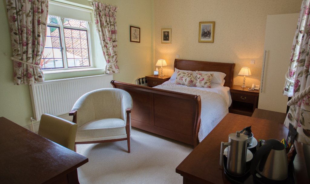 Northrepps Cottage Country Hotel