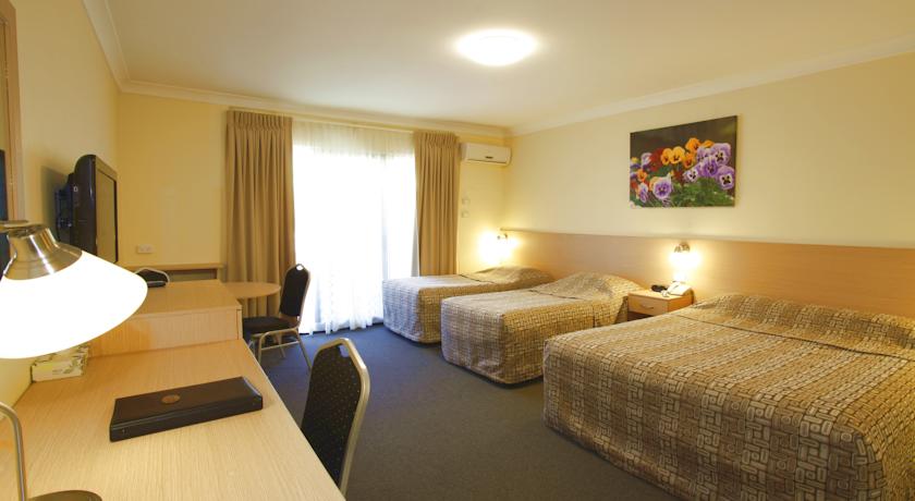 Maclin Lodge Motel