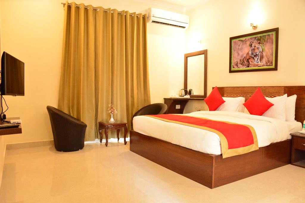 Clarissa Resorts