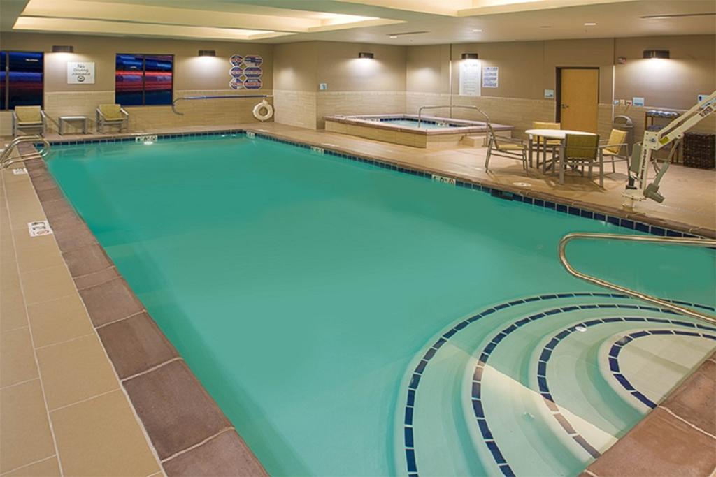 Holiday Inn Express & Suites Salt Lake City South - Murray