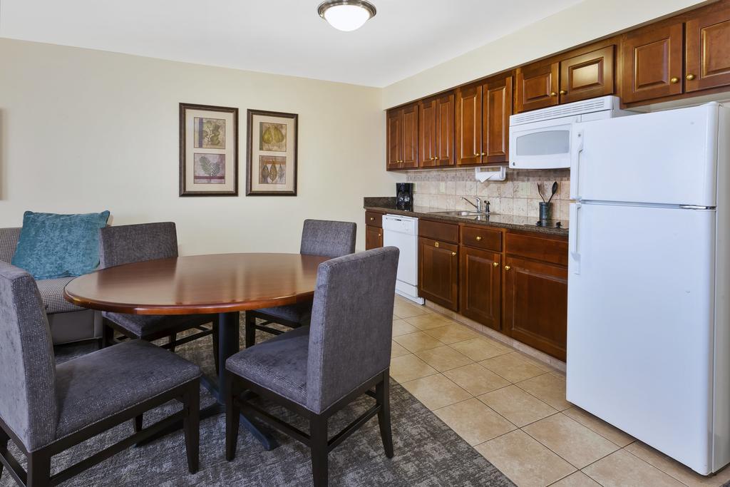 Staybridge Suites Lansing-Okemos