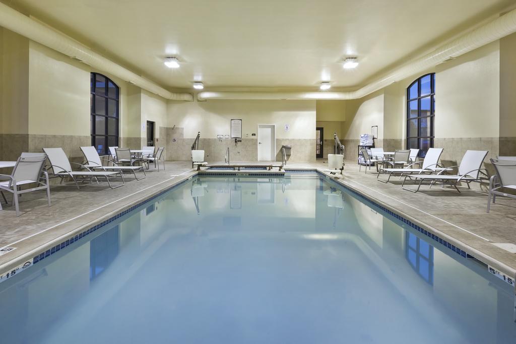 Staybridge Suites Lansing-Okemos