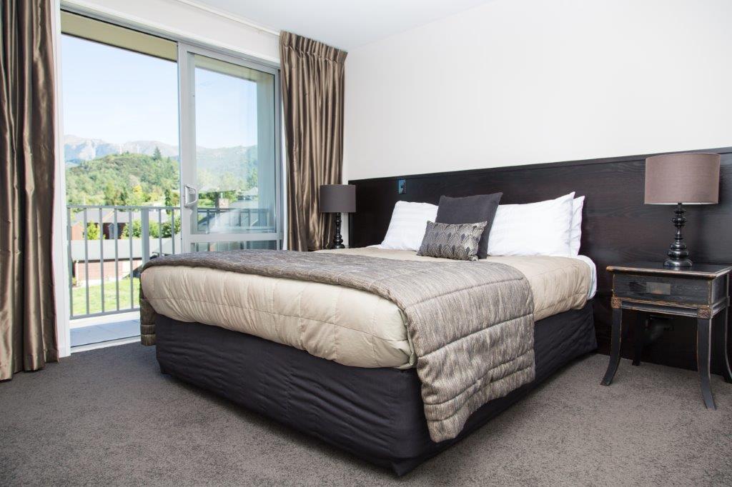 Clear Ridge Apartments
