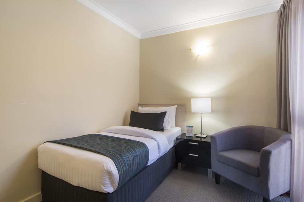 The Peninsula Riverside Serviced Apartments