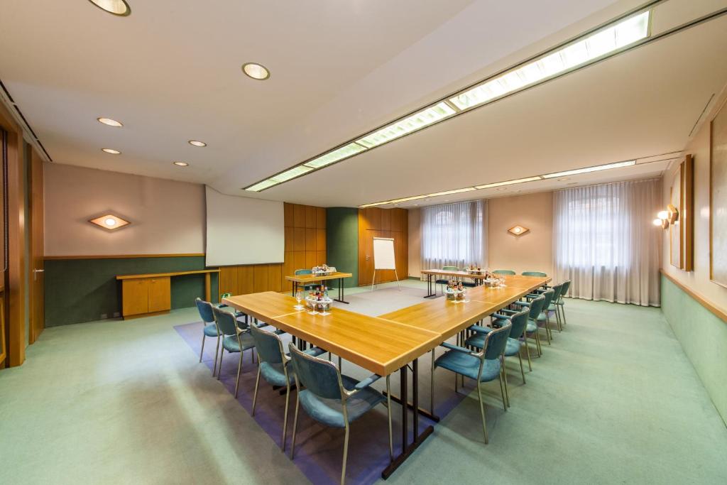 NOVUM Hotel Post