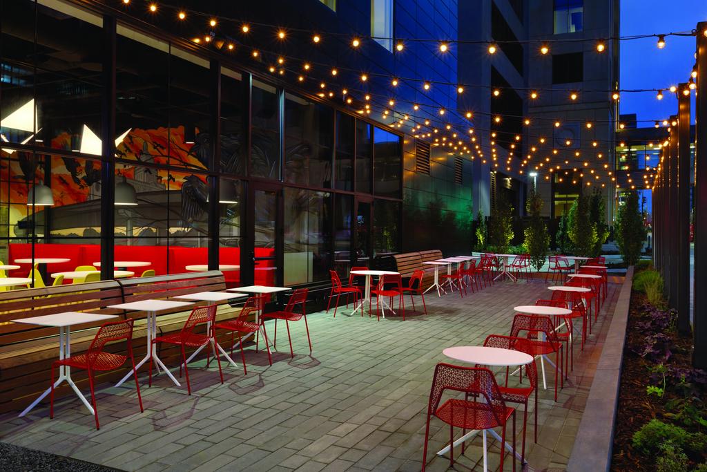 Radisson Red Minneapolis Downtown