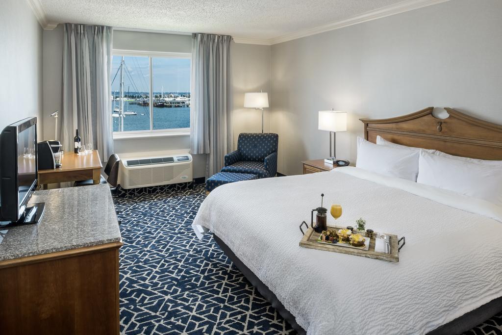 Newport Harbor Hotel and Marina