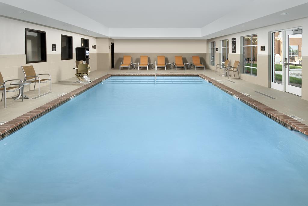 Homewood Suites by Hilton Kansas City Speedway, KS