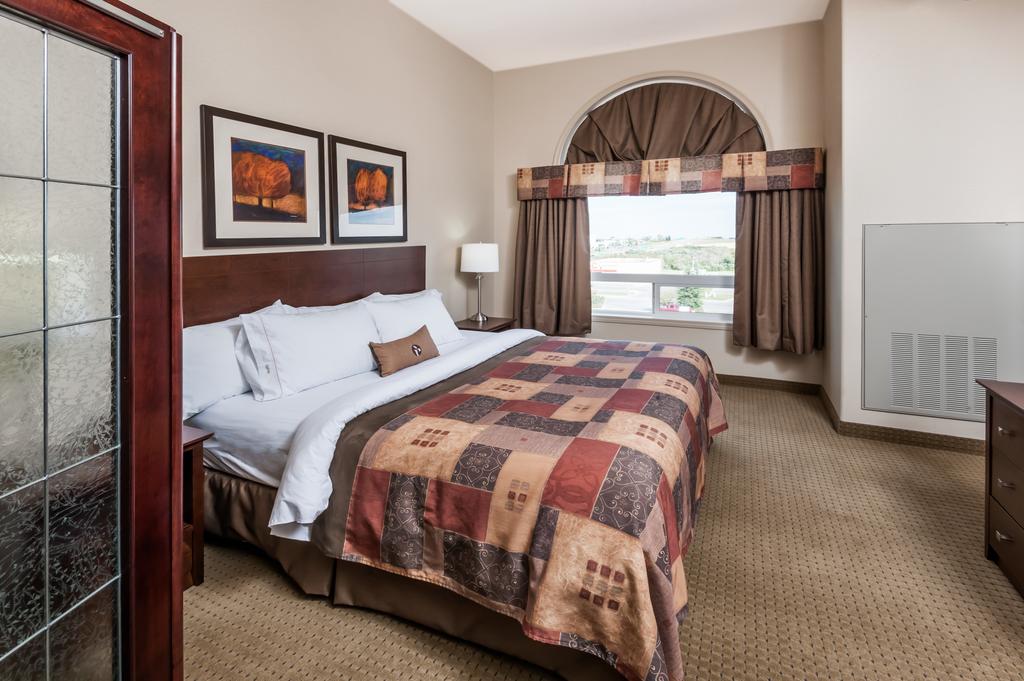Ramada by Wyndham High River