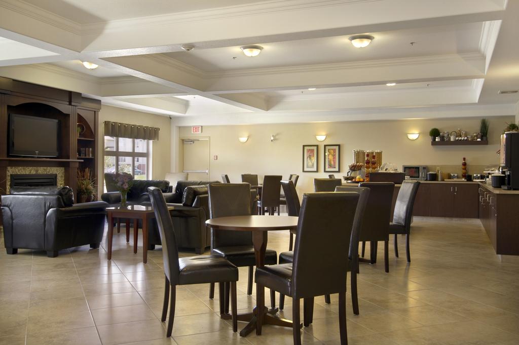 Ramada by Wyndham High River