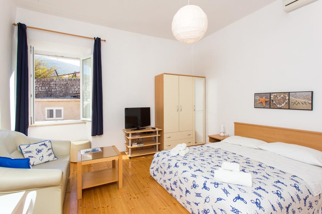 Apartments Orka