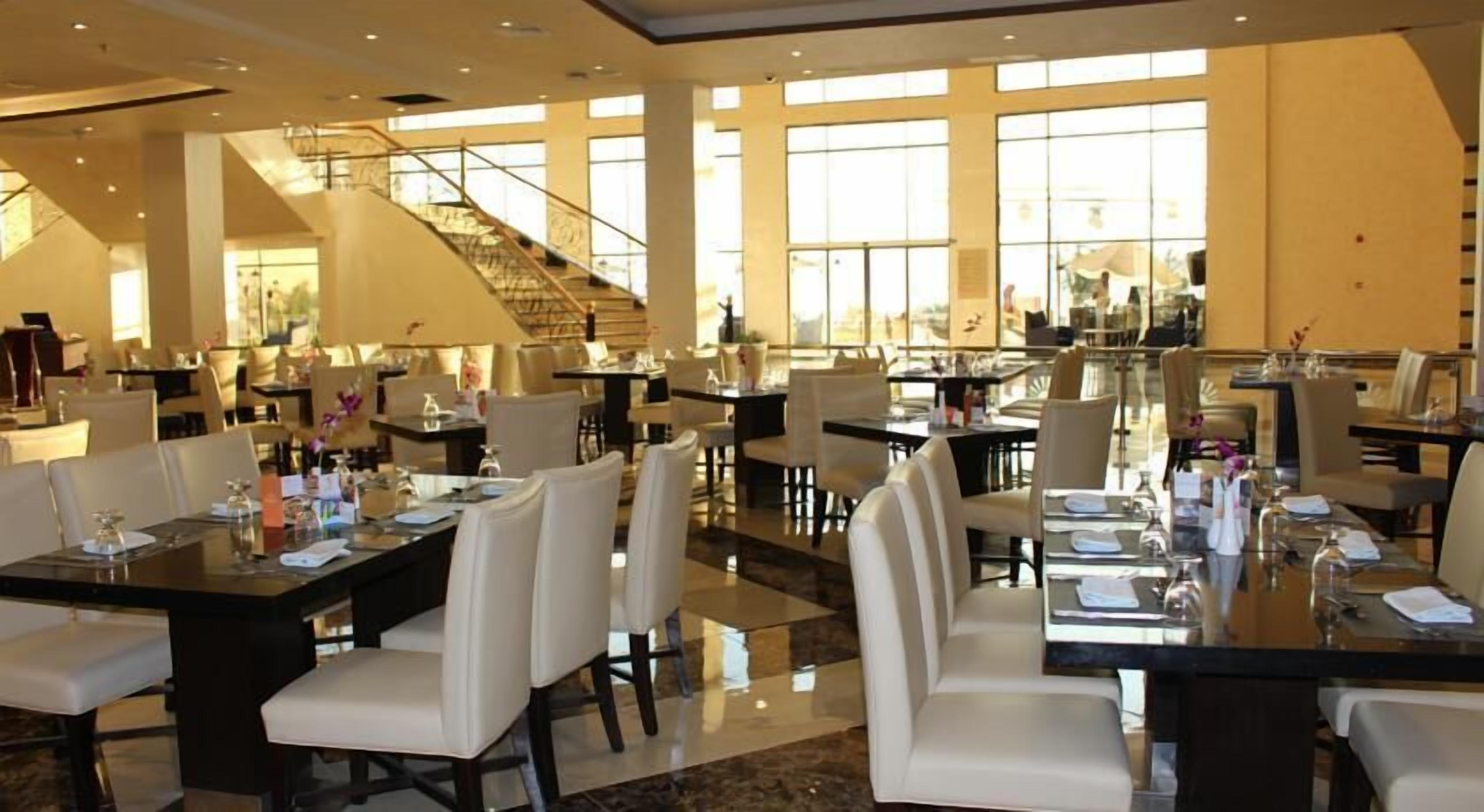 Grand East Hotel & Resort