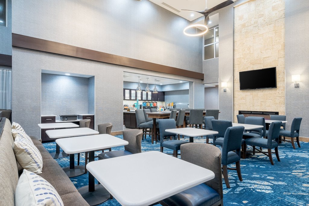 Homewood Suites by Hilton Philadelphia/Plymouth Me