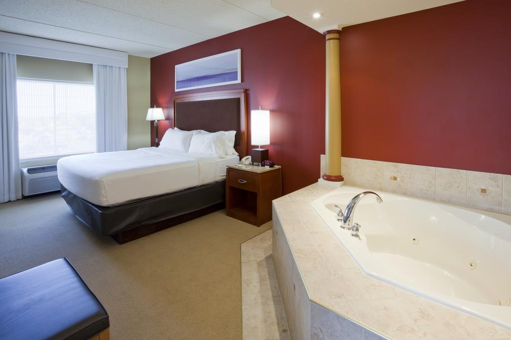 Holiday Inn Hotel and Suites Maple Grove NW Mpls A
