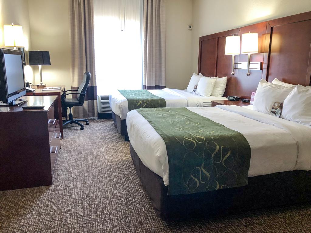 Comfort Suites Regency Park
