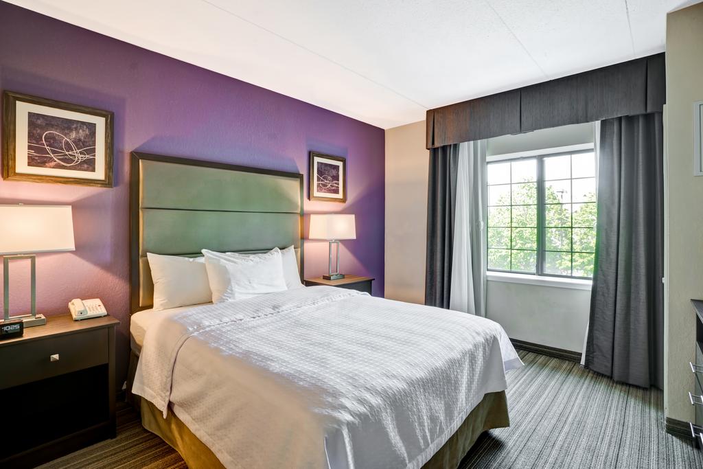 Homewood Suites by Hilton Eatontown