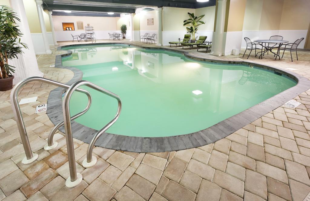 Country Inn & Suites by Radisson, Virginia Beach (