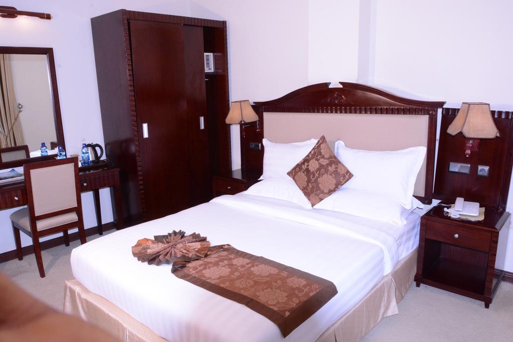 Debredamo Hotel