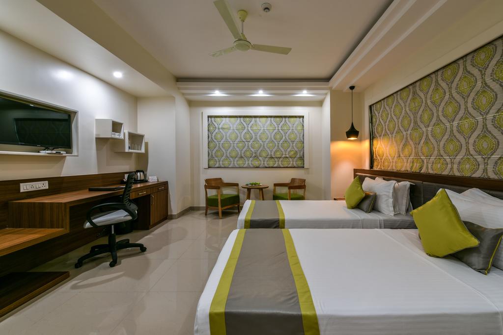 Eastin Easy Aishwarya Talegaon Pune