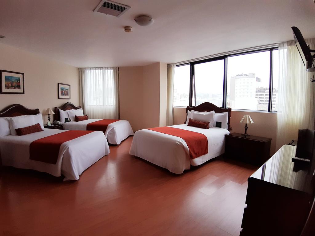 Miraflores Colon Hotel