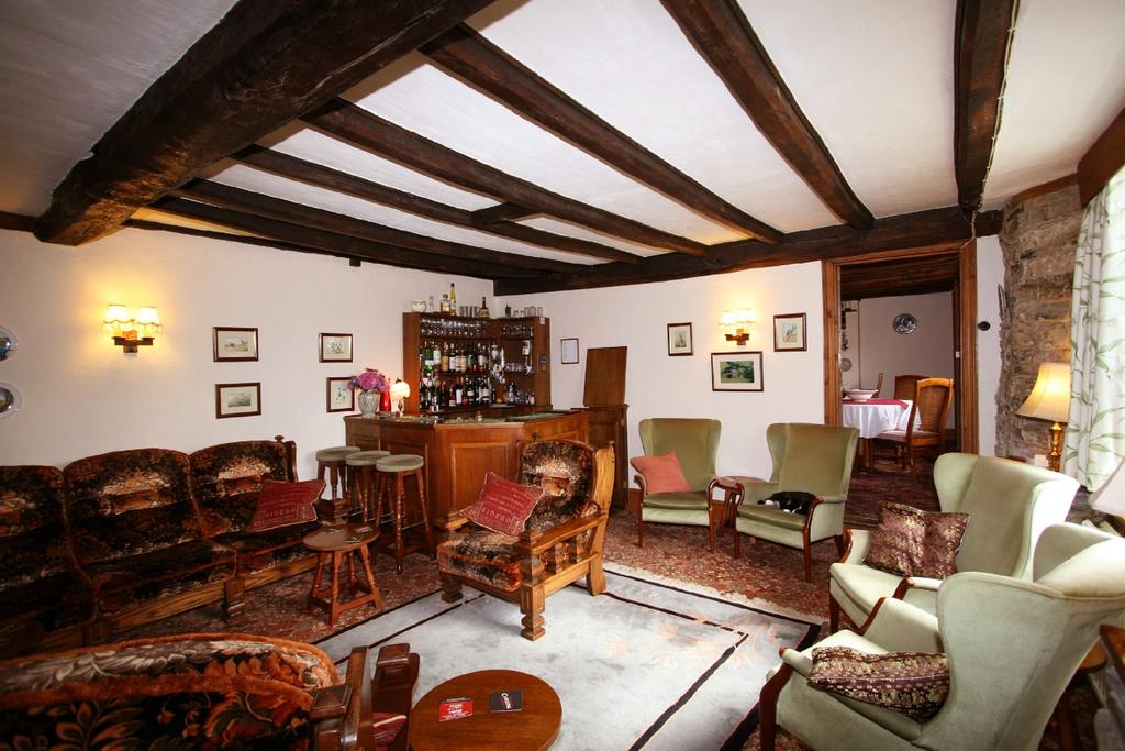 Collaven Manor Hotel