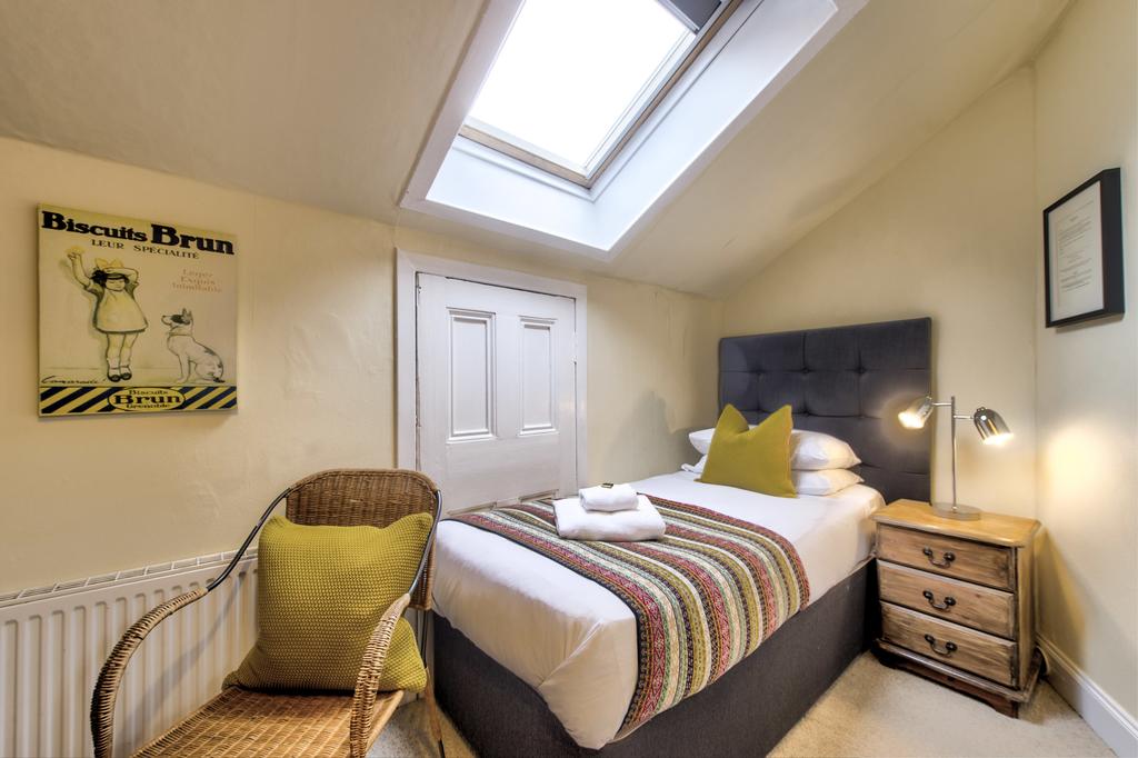 Amadeus Guest House B&B