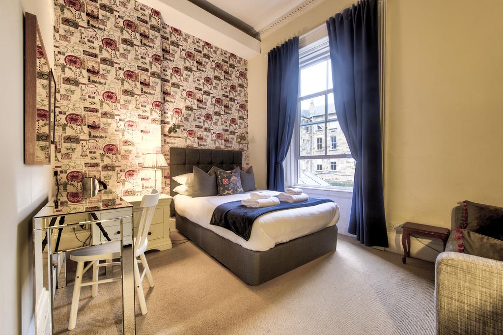 Amadeus Guest House B&B