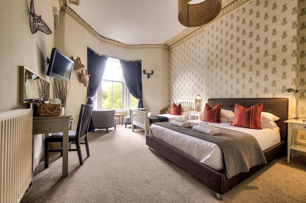 Amadeus Guest House B&B