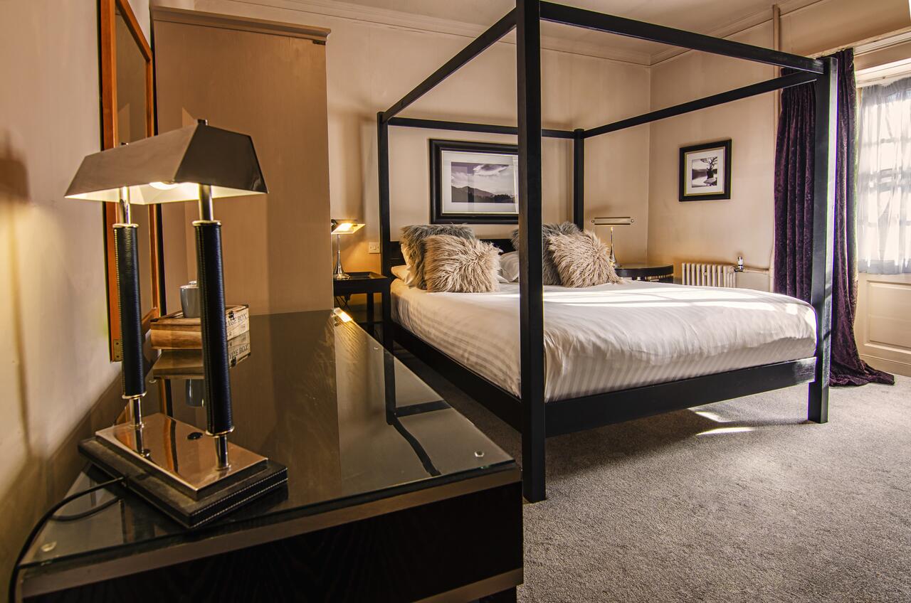 Strathaven Hotel