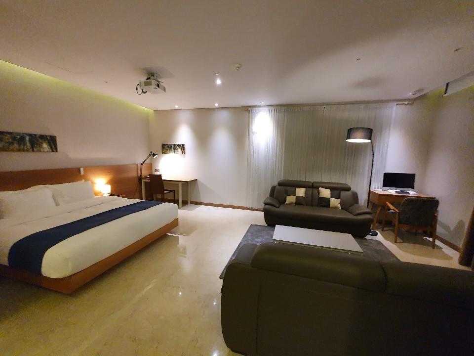Benikea Yangsan Hotel