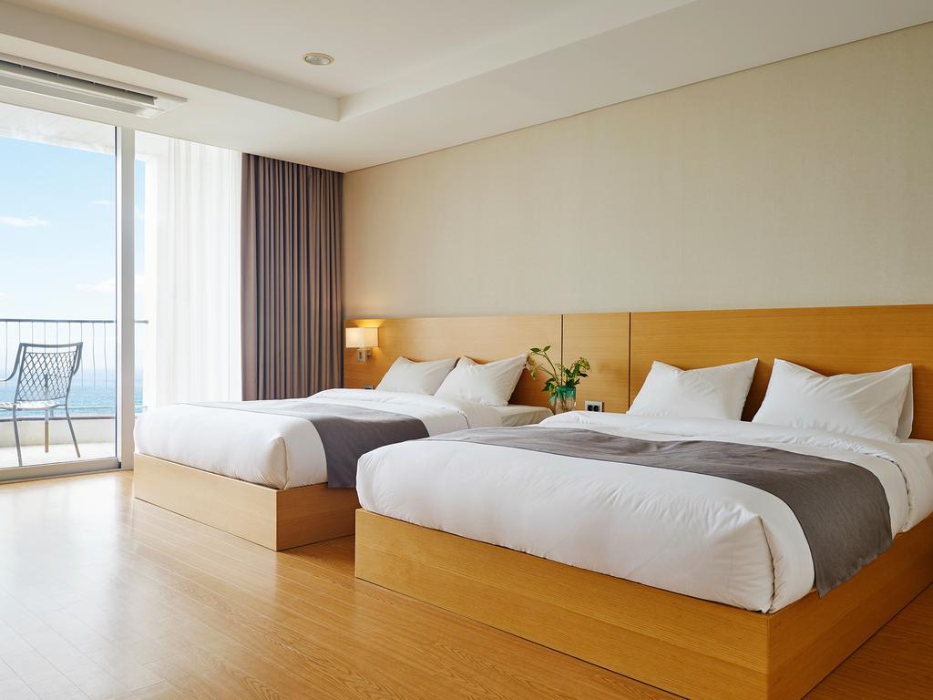 The Suites Hotel Naksan
