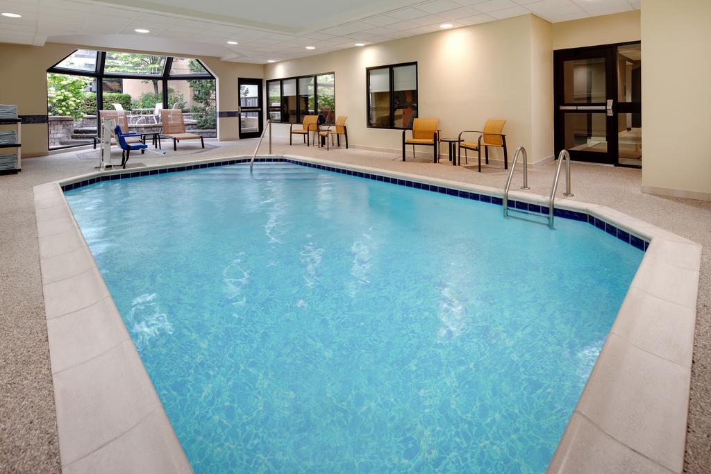 Courtyard by Marriott Cleveland East-Beachwood