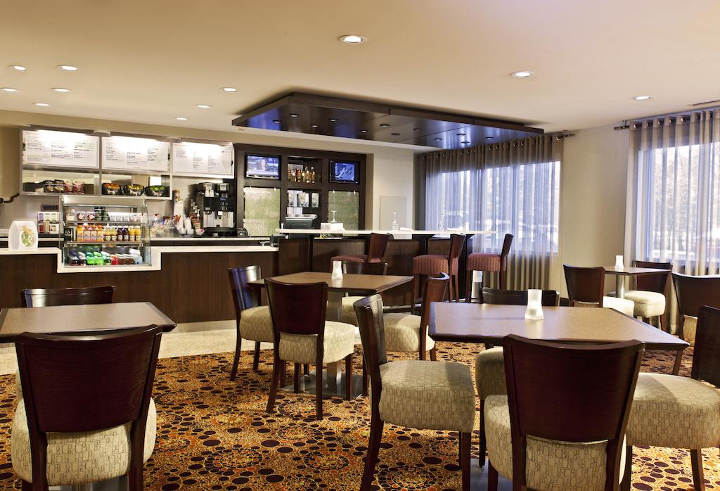 Courtyard by Marriott Newburgh Stewart Airport