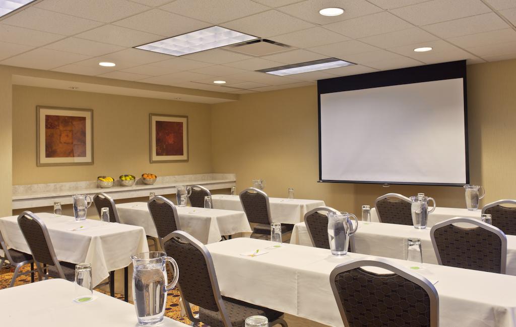 Courtyard by Marriott Newburgh Stewart Airport