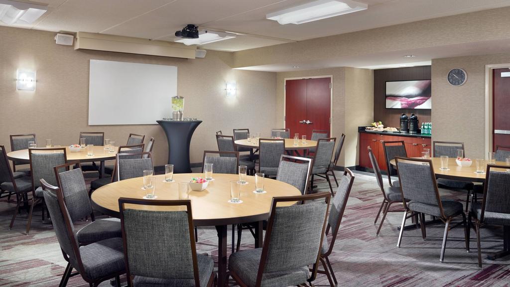 Courtyard by Marriott Raleigh Midtown